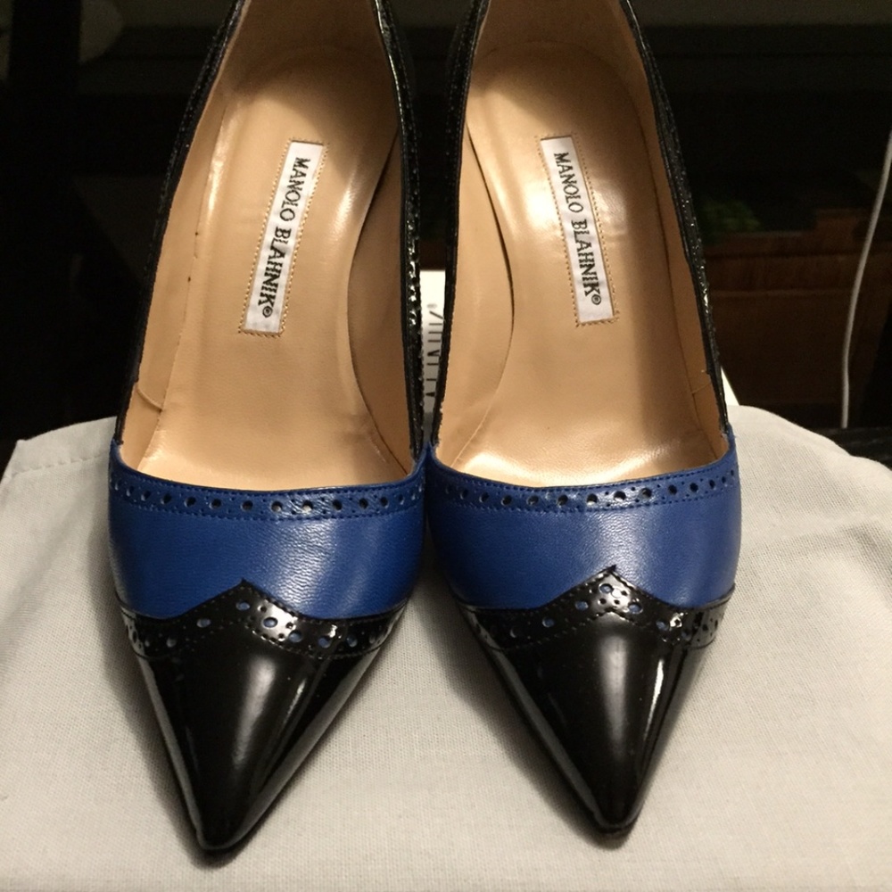 Leather Manolo Blahnik pumps NWT